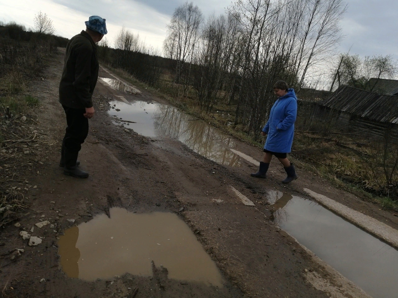 Депутаты вышли на дороги.