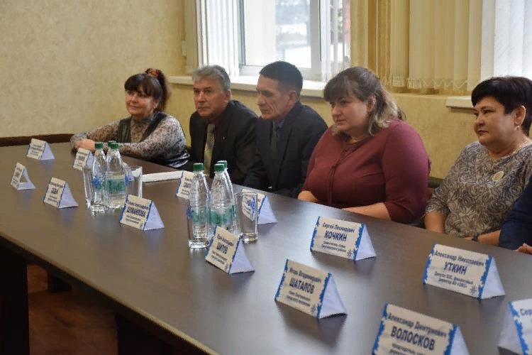Встреча генерального директора АО &quot;ОМЗ&quot; Сергея Волоскова с главами поселений Омутнинского района.